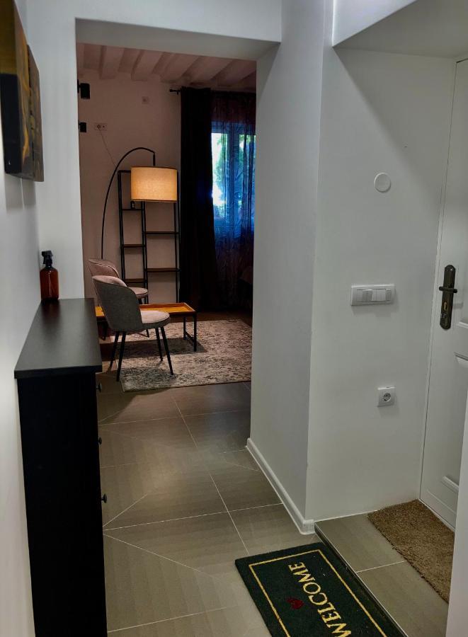 4Rooms 4U Belgrado Esterno foto